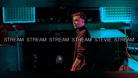 Stevie insane полночь