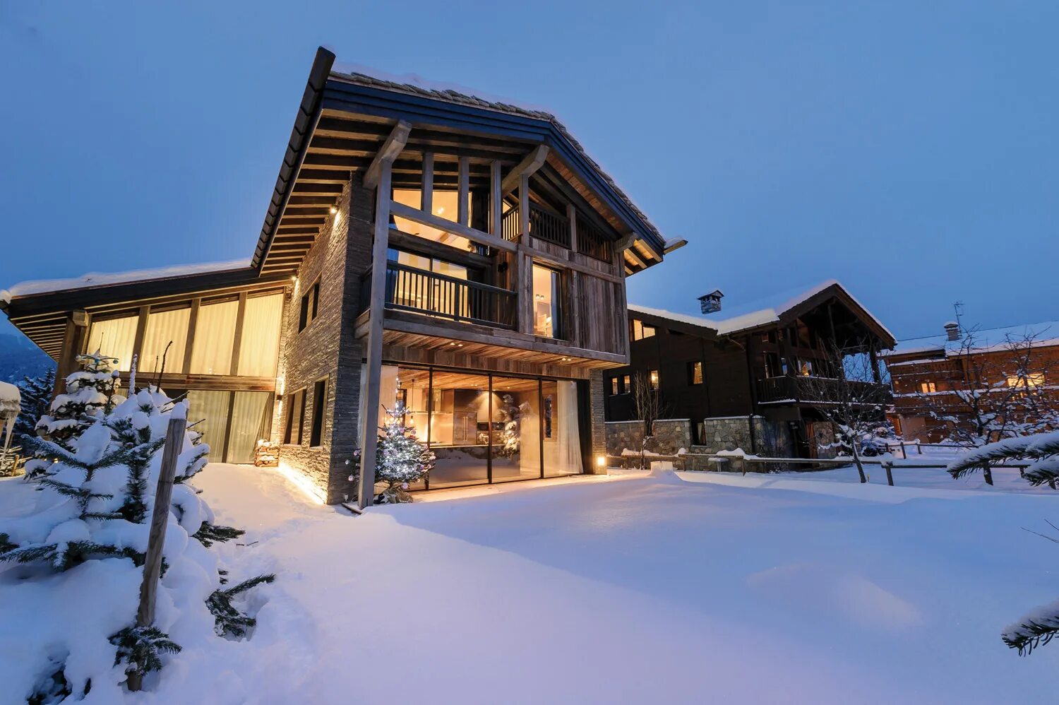 Шале куршавель истра. Арфа парк сочи. Элитные виллы лагуна бич лос анджелес. Гостиничный комплекс тёплое море приморский край. Вилла на северном кипре.