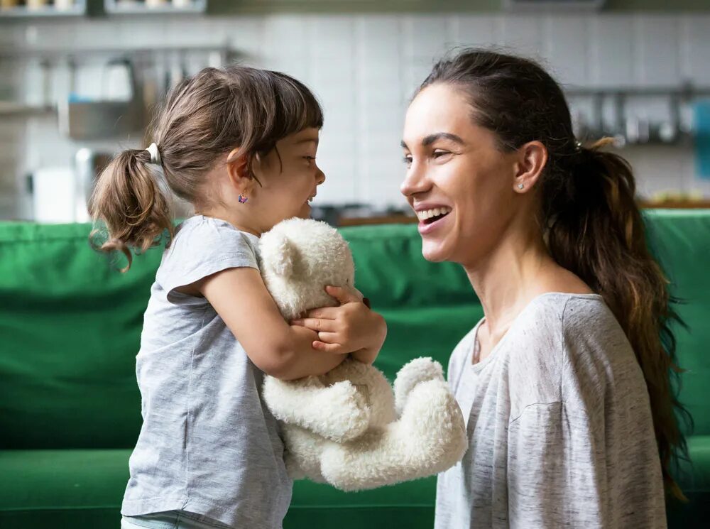 Хочешь быть один будь. Детский лепет. Отцы и дети. Тьмы низких истин нам дороже нас возвышающий обман. Говорят что с одним ребенком проще.