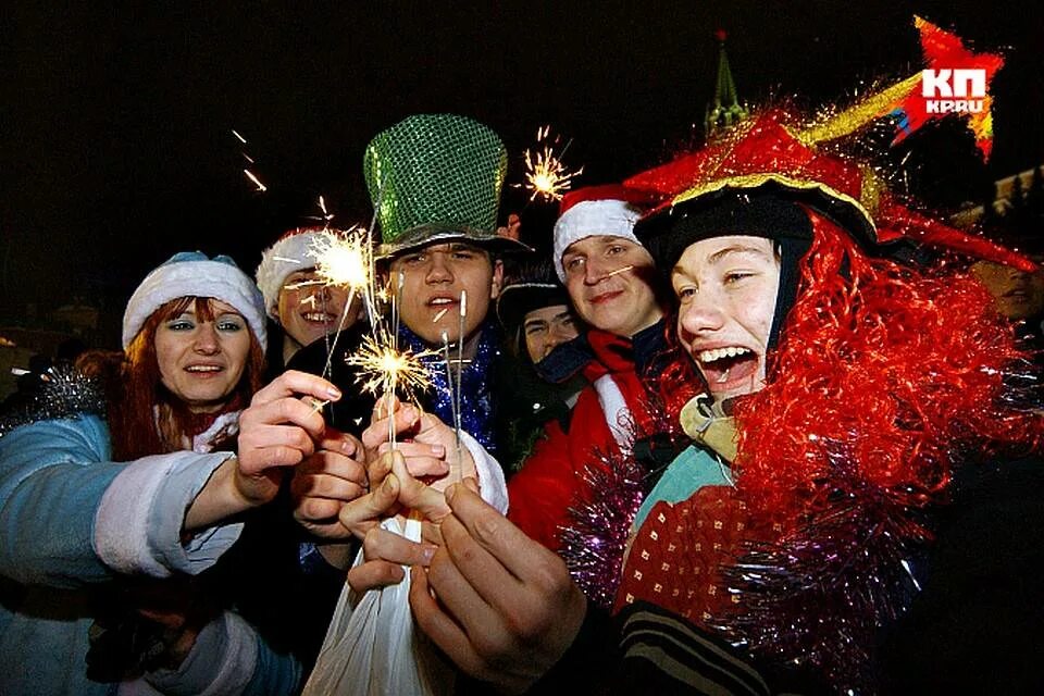 История празднования старого нового года. Новый год (праздник). Старый новый год традиции и обычаи. Интересные традиции празднования нового года в украине. Старый новый год игровая программа.
