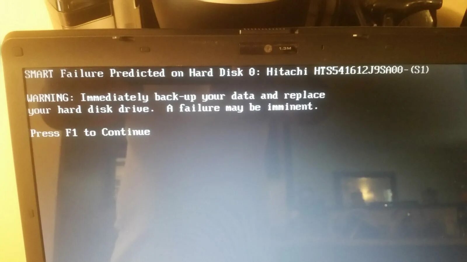 Smart failure predicted on hard Disk 0 что делать. Smart failure predicted on hard Disk красивые картинки. Smart failure predicted on sata6g_5. Hard Disk failure is imminent. Please back up your hard Disk and have it replaced.