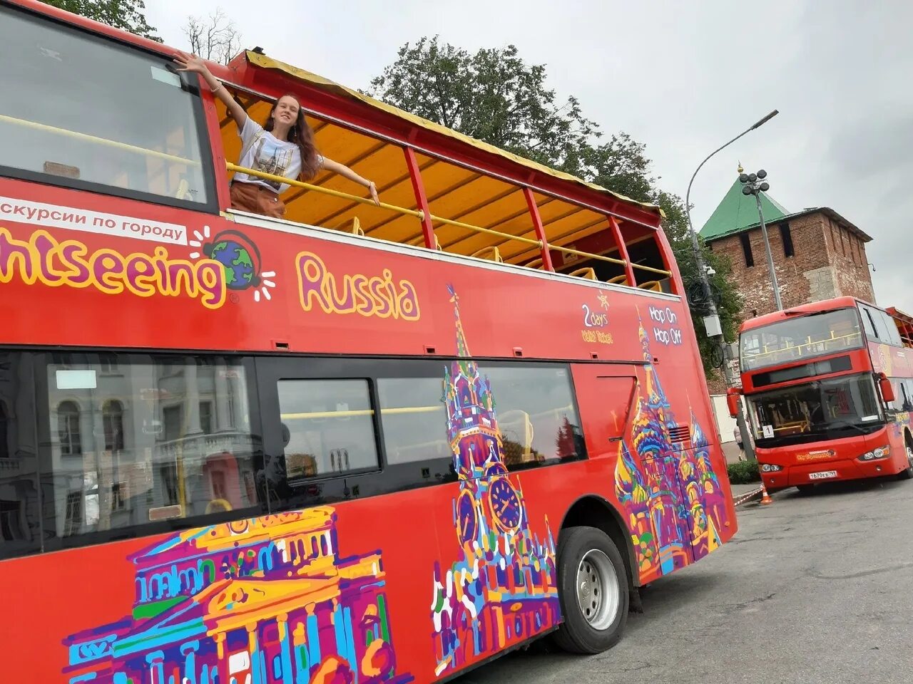 Красный автобус нижний. City Sightseeing Нижний Новгород автобус. City Sightseeing Нижний Новгород. Туристический автобус Нижний Новгород. City Sightseeing Нижний Новгород маршруты.