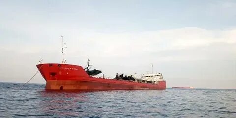 Танкер в балтийском море