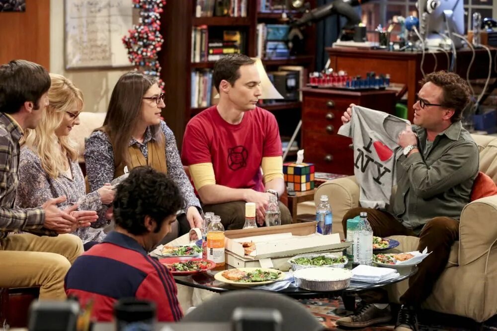 Теория большого 2 12. Big bang theory. Теория большого 2 12. Теория большого взрыва (2007). Бернадетт хофстедтер.