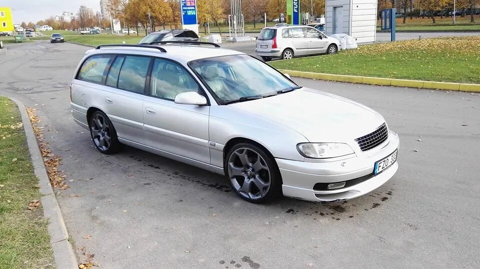 Опель Омега универсал r17. Opel Omega b 2004. Opel Omega диски. Опель Омега на 18 дисках. Омега б колеса