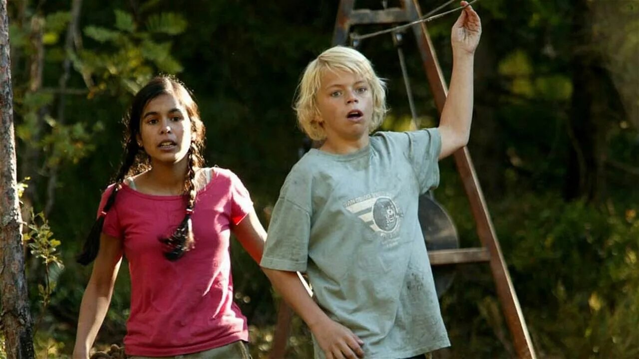 Finding friends. Bring a friend. Finding friends. Общение людей. How to find a friend.