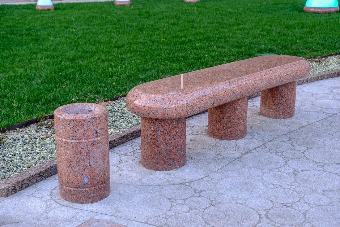 Не менее изготовленная из высококачественных