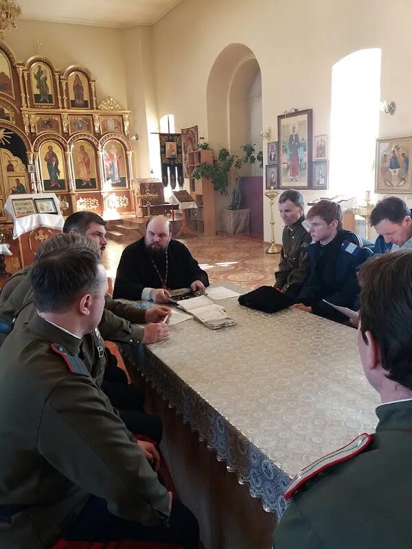 Церковь в паршинрвке дрбринский район. Паршиновка. Дом культуры Паршиновка новый. Дом культуры в селе Паршиновка сгоревший.