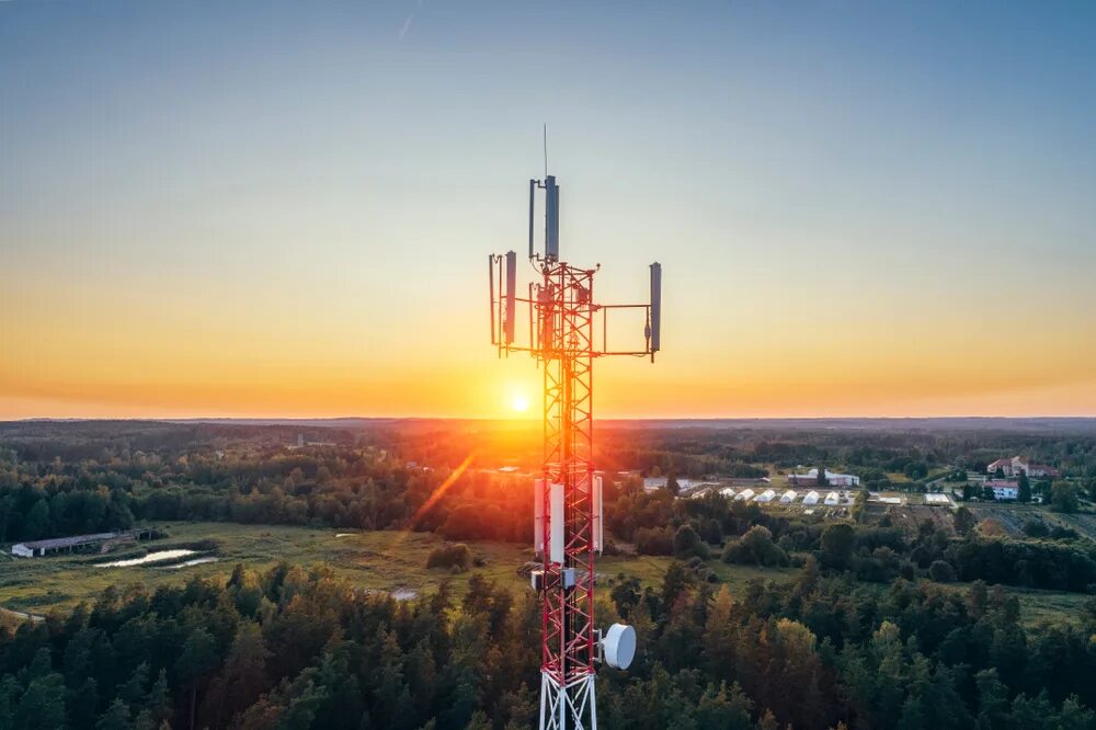 Вышки связи билайн. Сотовые вышки beeline 4g. Вышки связи билайн. Вышки связи билайн. Вышка связи билайн.