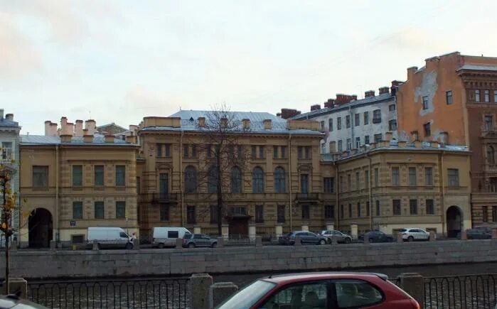 Школа 206 центрального района. Школа 206 центрального района. Сош 206 центрального района спб. Наб. Школа 206 довлатова.