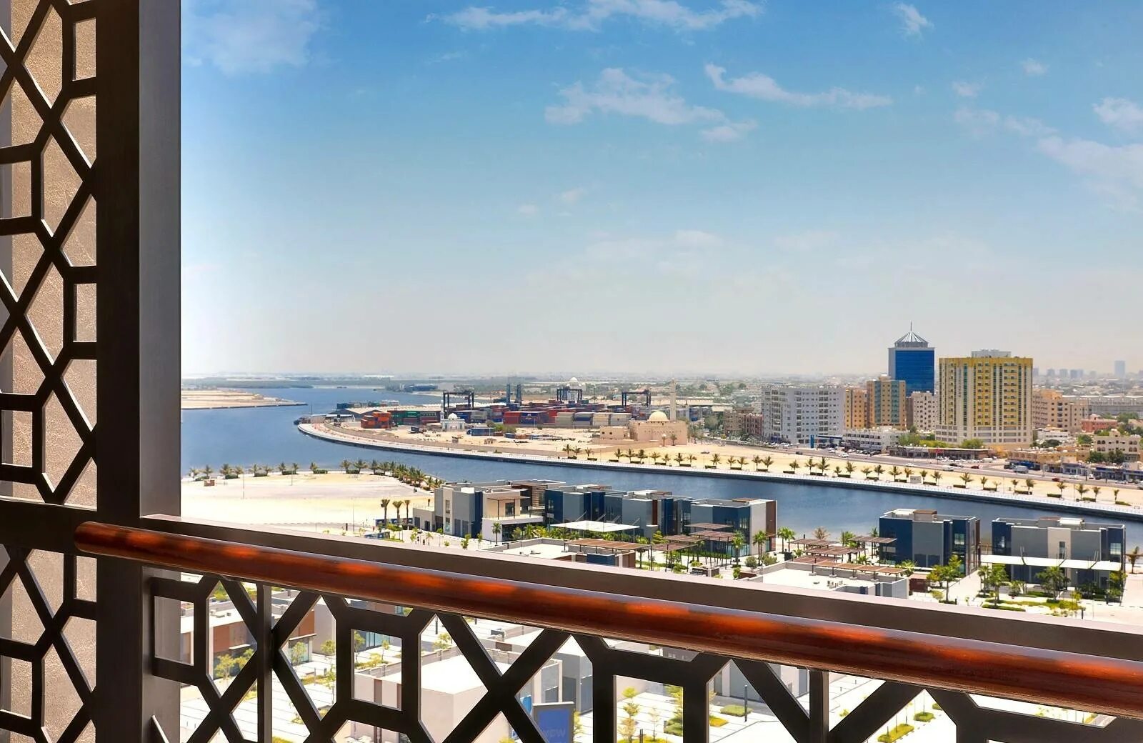 Ajman saray a luxury collection 5. Отель ajman saray a luxury collection resort 5. ajman saray a luxury collection resort 5 аджман. залив крик аджман. ajman saray a luxury collection resort 5* аджман, 50 м до моря.