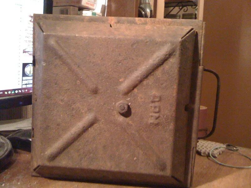 Противотанковая мина тм-35. Тм 38. Тм 38. Фонарь тм38. Противотанковая мина тм-41.