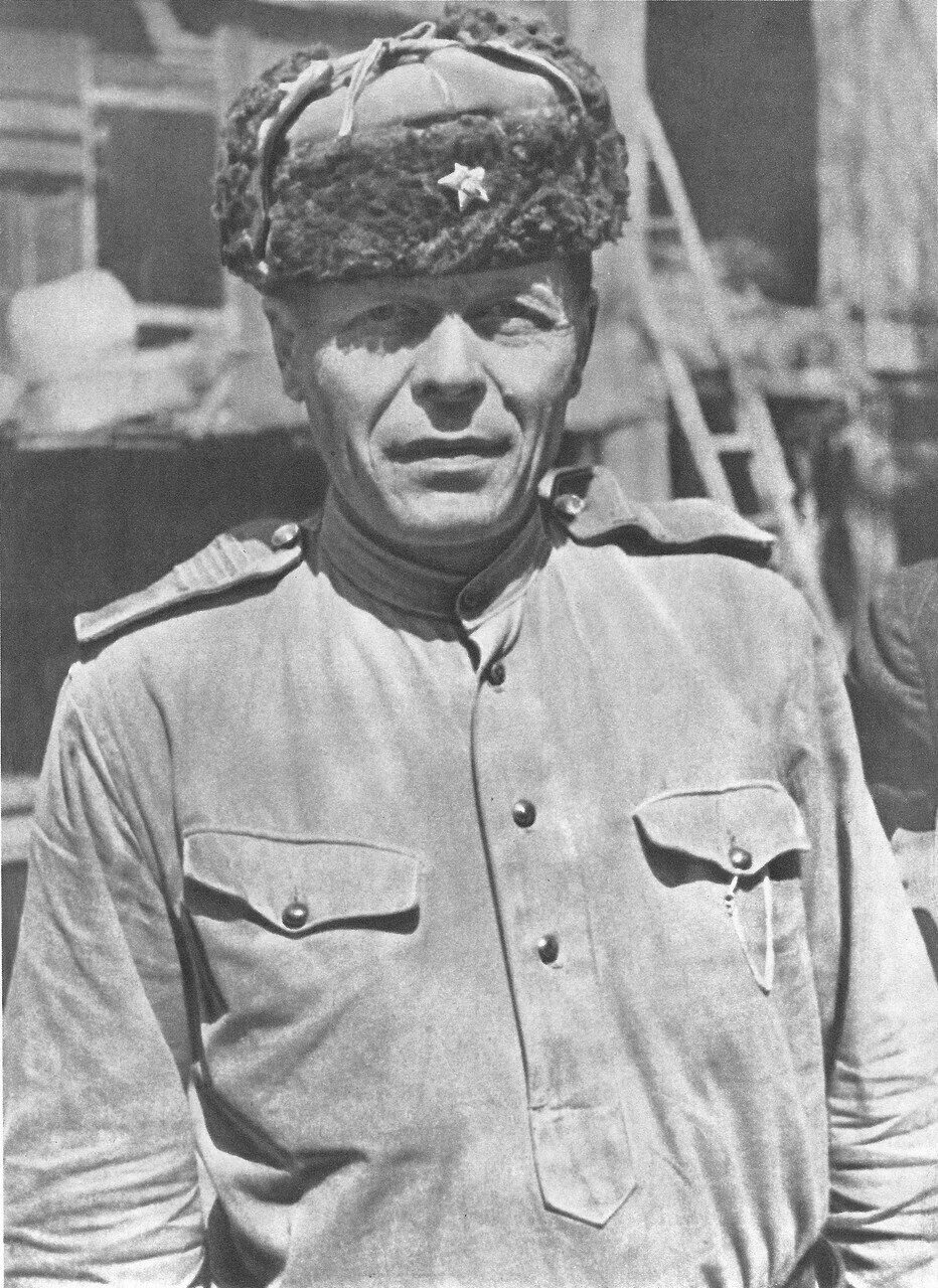 Советских солдатов. Солдат великой отечественной. советский солдат. фотографии советских солдат.
