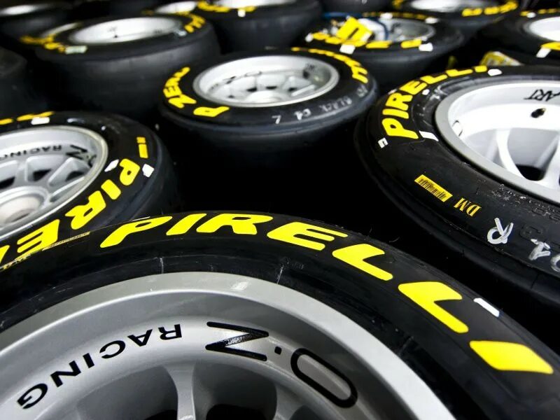 Российские шины для автомобилей. Pirelli FG-01. Пирелли шины. Пирелли спорт шины. Pirelli 1996.