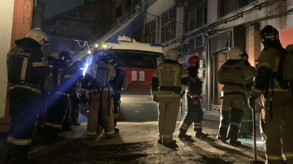 Взорвали завод в липецке. Взрыв на НЛМК В Липецке. Пожар на НЛМК В Липецке. Взрыв на Липецком заводе. Авария на НЛМК.