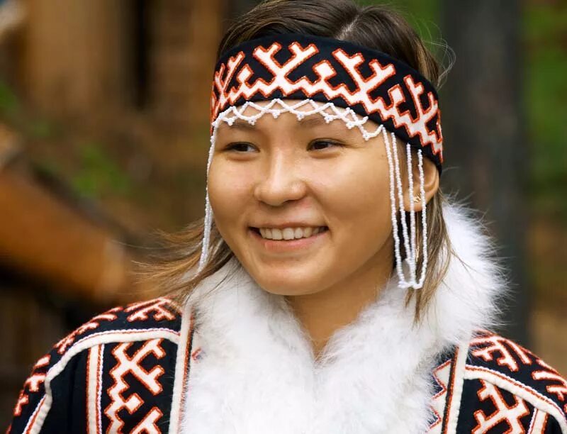 ненцы ханты манси чукчи. якуты, ханты, манси иллюстрация. александр химушин сибирские народы. одежда народов ханты и манси. (ненцы, ханты, манси, селькупы.