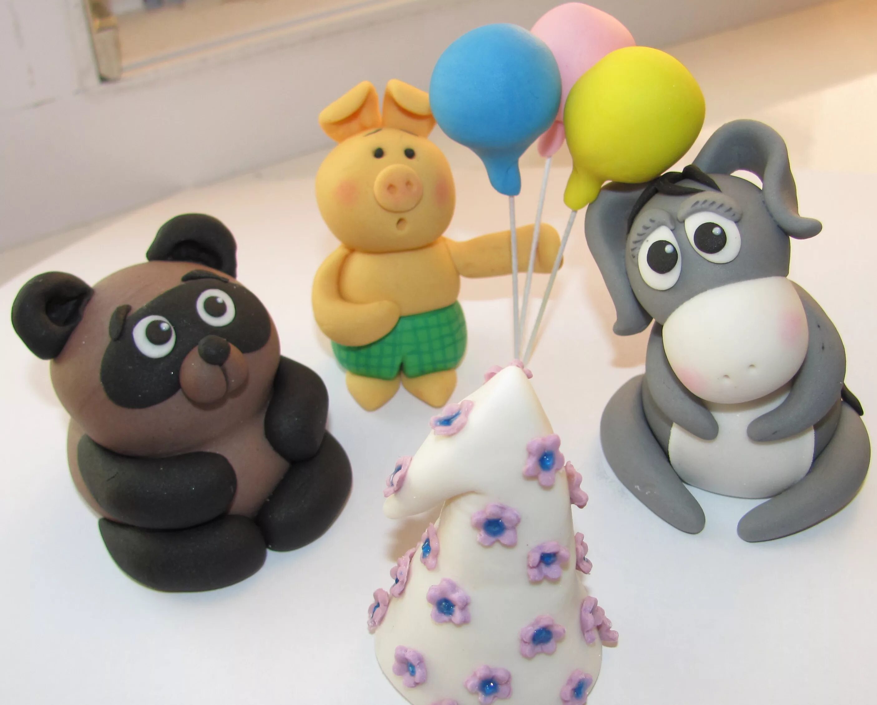 лепим из пластилина винни пуха. вани пух из пластилина. слепить винни. слепить винни пуха из пластилина. лепим из пластилина.