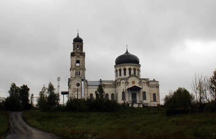 Нижегородская область город сергач село гусево. Старая березовка сергачский район. Владимирский собор сергач. Сергач коттеджи. Сергач город нижегородская область храм.
