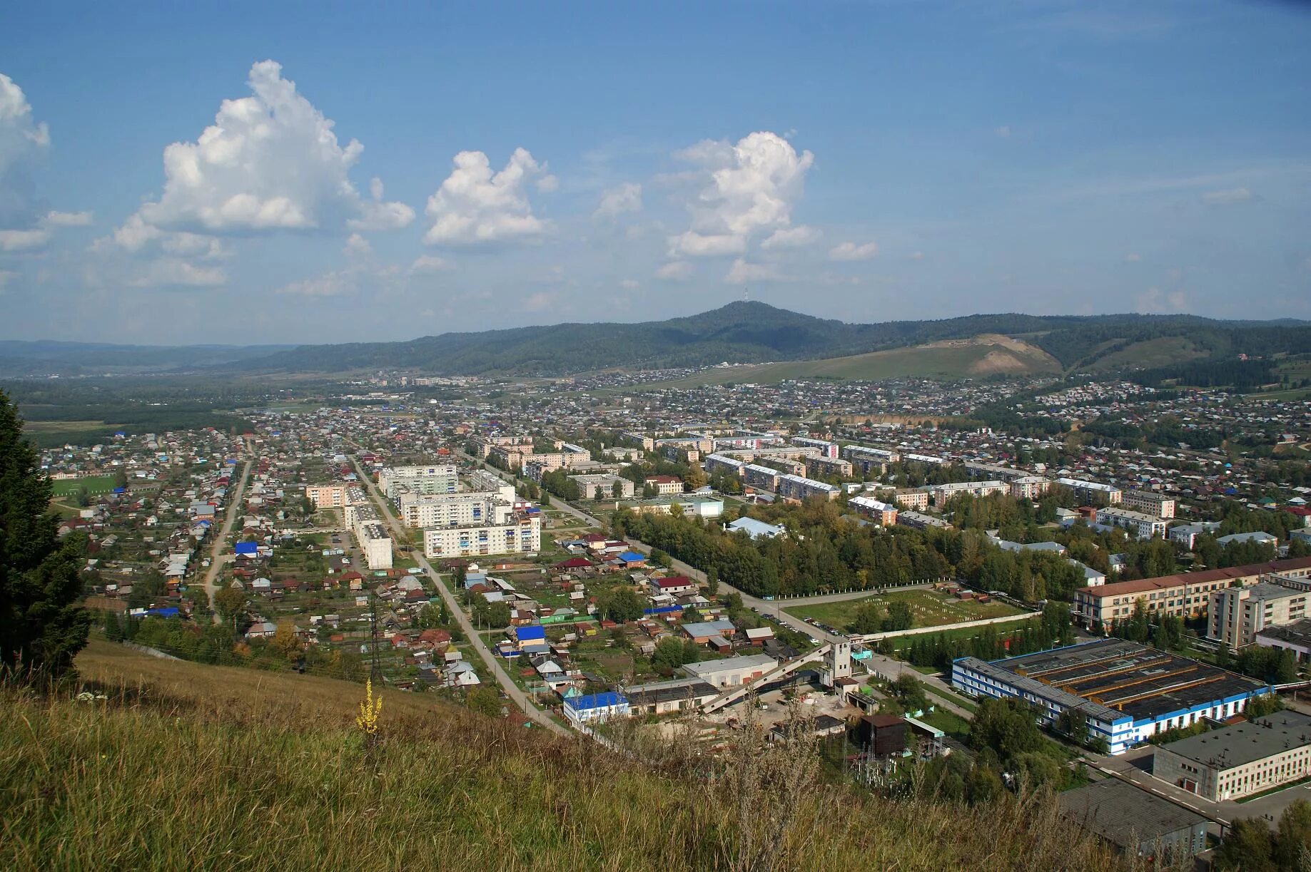 Площадь города сим. Южный урал город сим. Площадь города сим. Кельпер город сим. Город сим уральские горы.