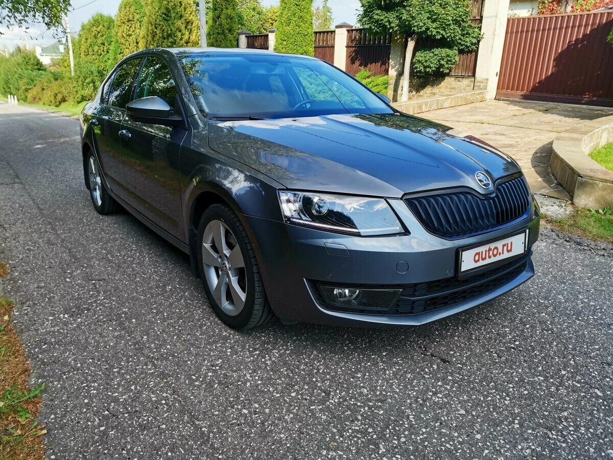 Купить шкоду октавию 2015. Skoda Octavia a7 2015. Skoda Octavia 1.8 2015.