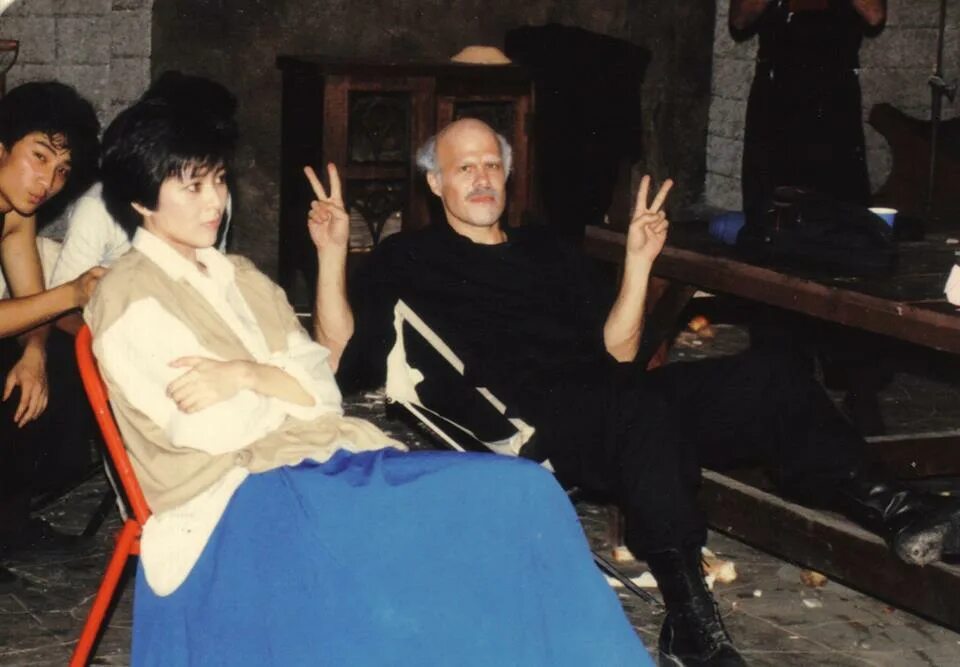 доспехи бога съемки. розамунд кван и джеки чан. доспехи бога 2 съемки. доспехи бога съемки. доспехи бога монастырь.