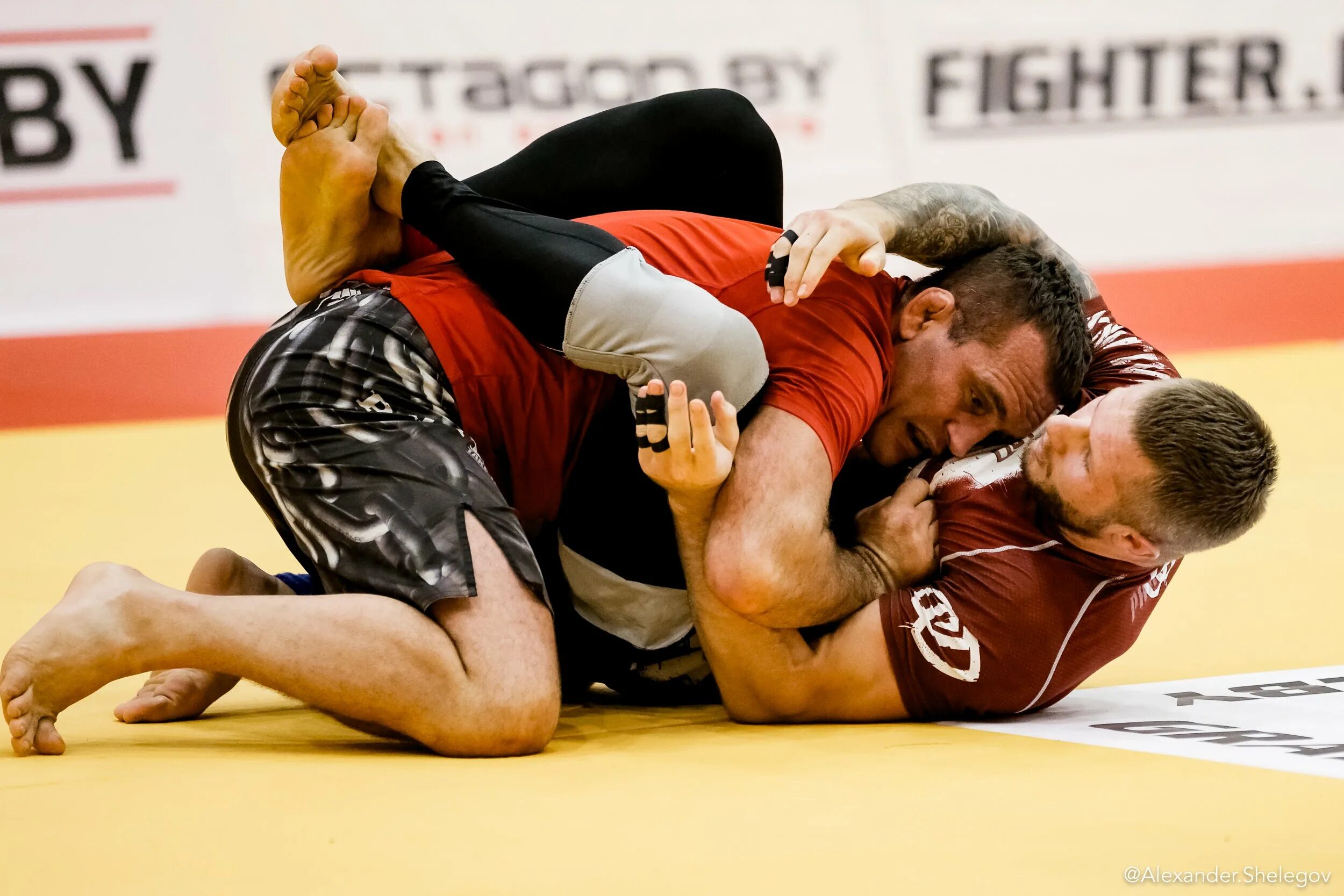 Какое единоборства являются олимпийским. Грэпплингу ADCC. ADCC грэпплинг. Грэпплинг бросок. ADCC грэпплинг весовые категории.