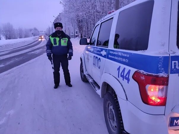 Гаи мончегорск. Гибдд мончегорск. полиция мончегорск. гибдд мончегорск инспектора. иванов инспектор мончегорск.