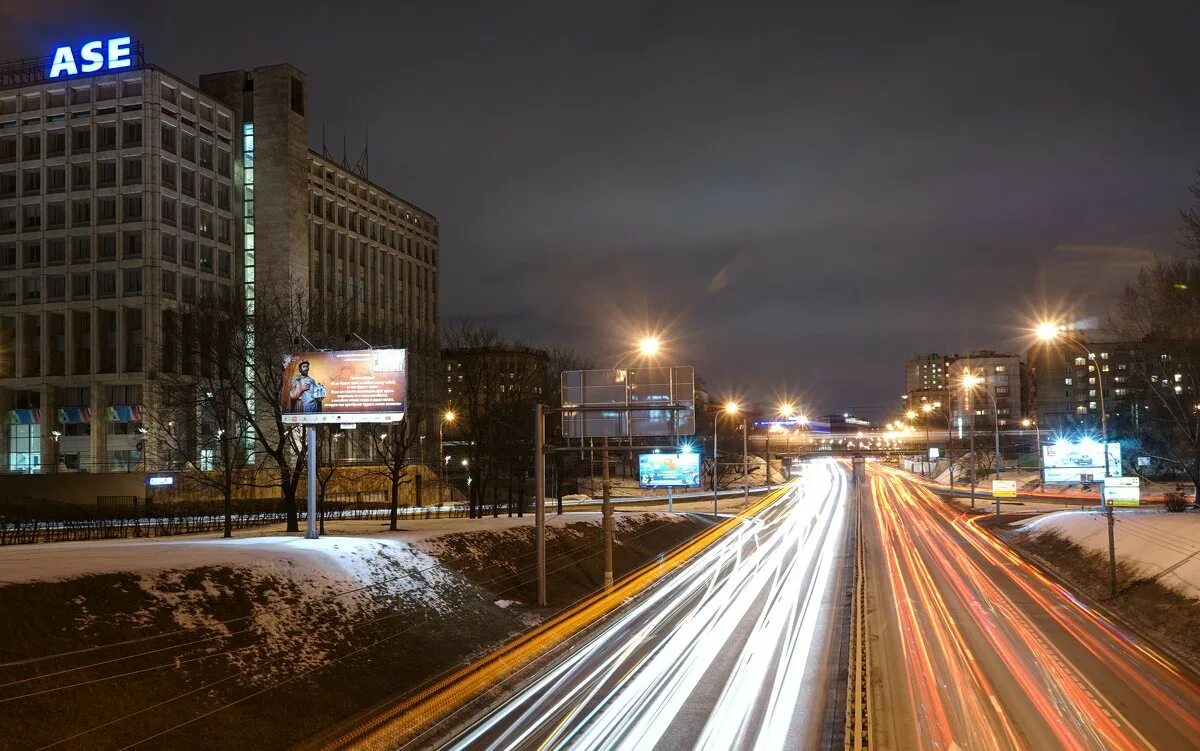 Архитектурно художественная подсветка новин. Ночная улица. Ночные улочки москвы. Ул московская свет. Ул московская свет.