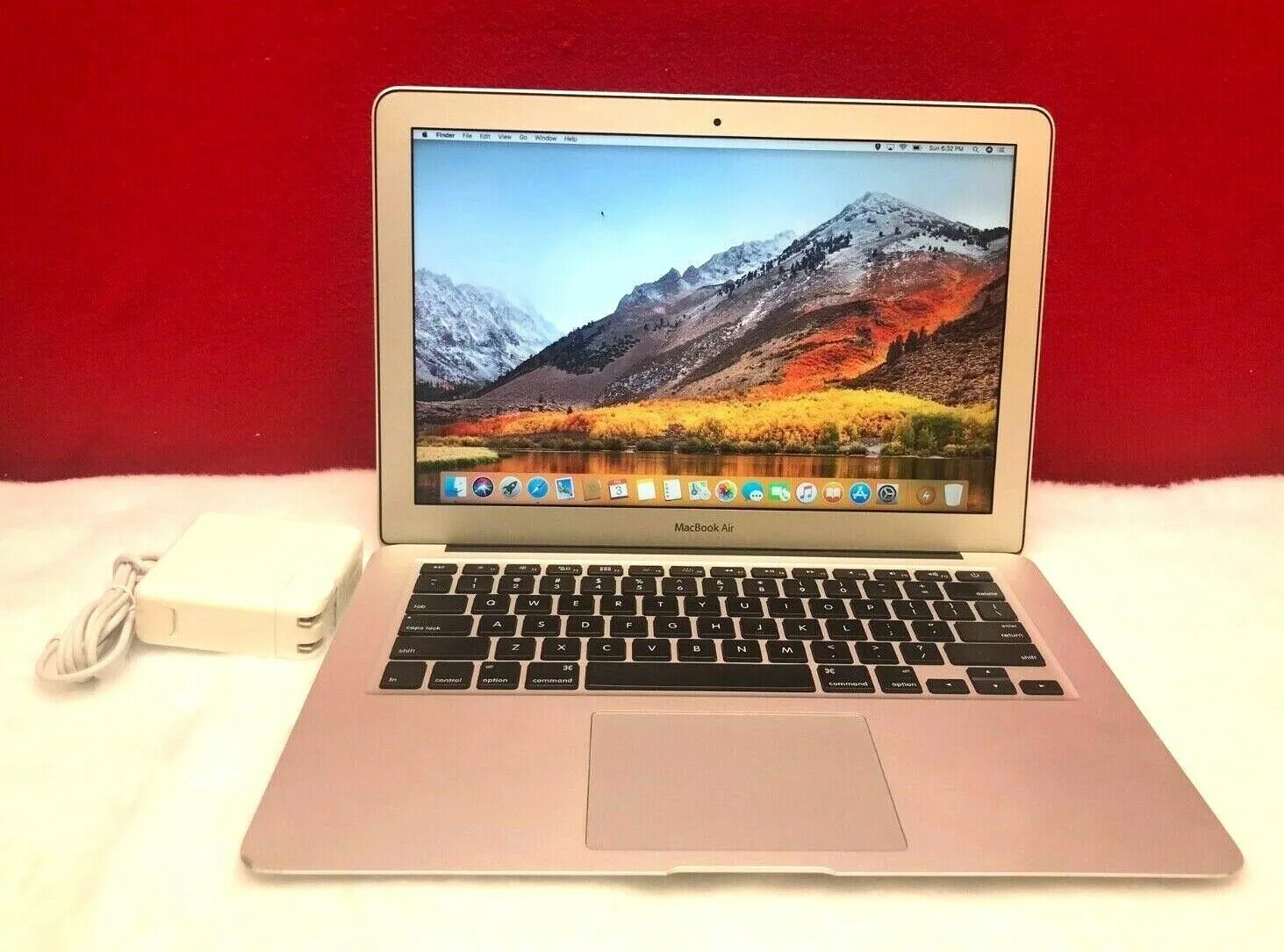 Купить эйр м1. Макбук м1 Air Голд. MACBOOK Air i5. MACBOOK Air 13 м1. Apple MACBOOK Air 13 золотой.