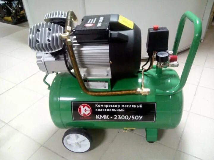 Кмк 50у. Кмк 940/8 компрессор. Компрессор масляный калибр кмк-2300/50у, 50 л, 2. Компрессор калибр кмк-2100/50у. 1 квт.