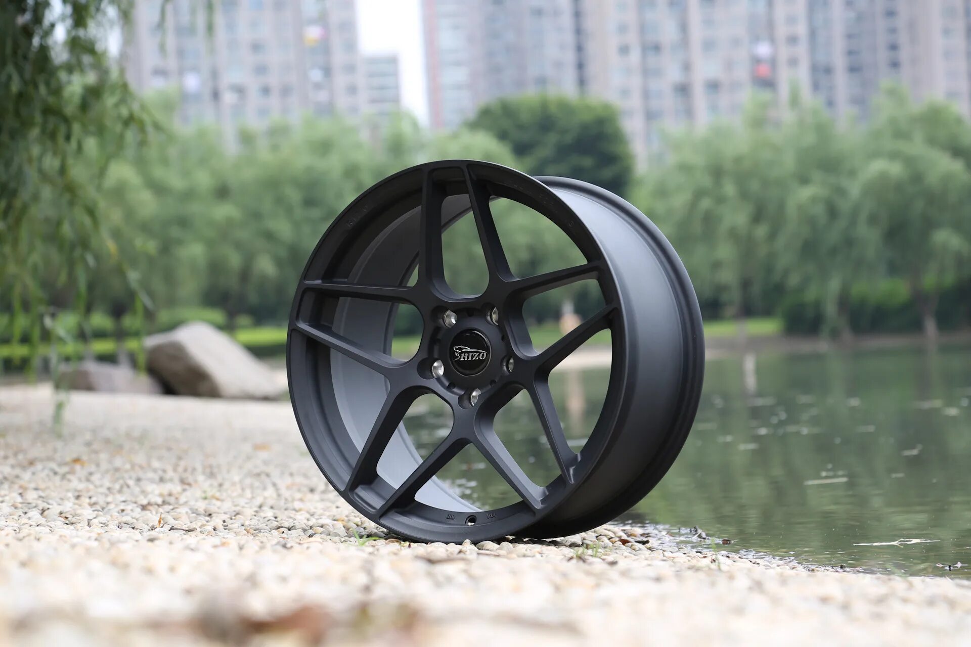 Flow forming диски. Диски rizo r19. диски flow forming r18. rizo star диски. 720 flow forming диски.