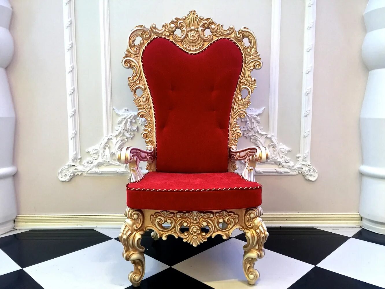 Аренда кресла москва. Трон королевск кресло Королевский. Кресло анджелокапелини трон. Кресло "трон" (1200*560*600). Королевский трон золотой.