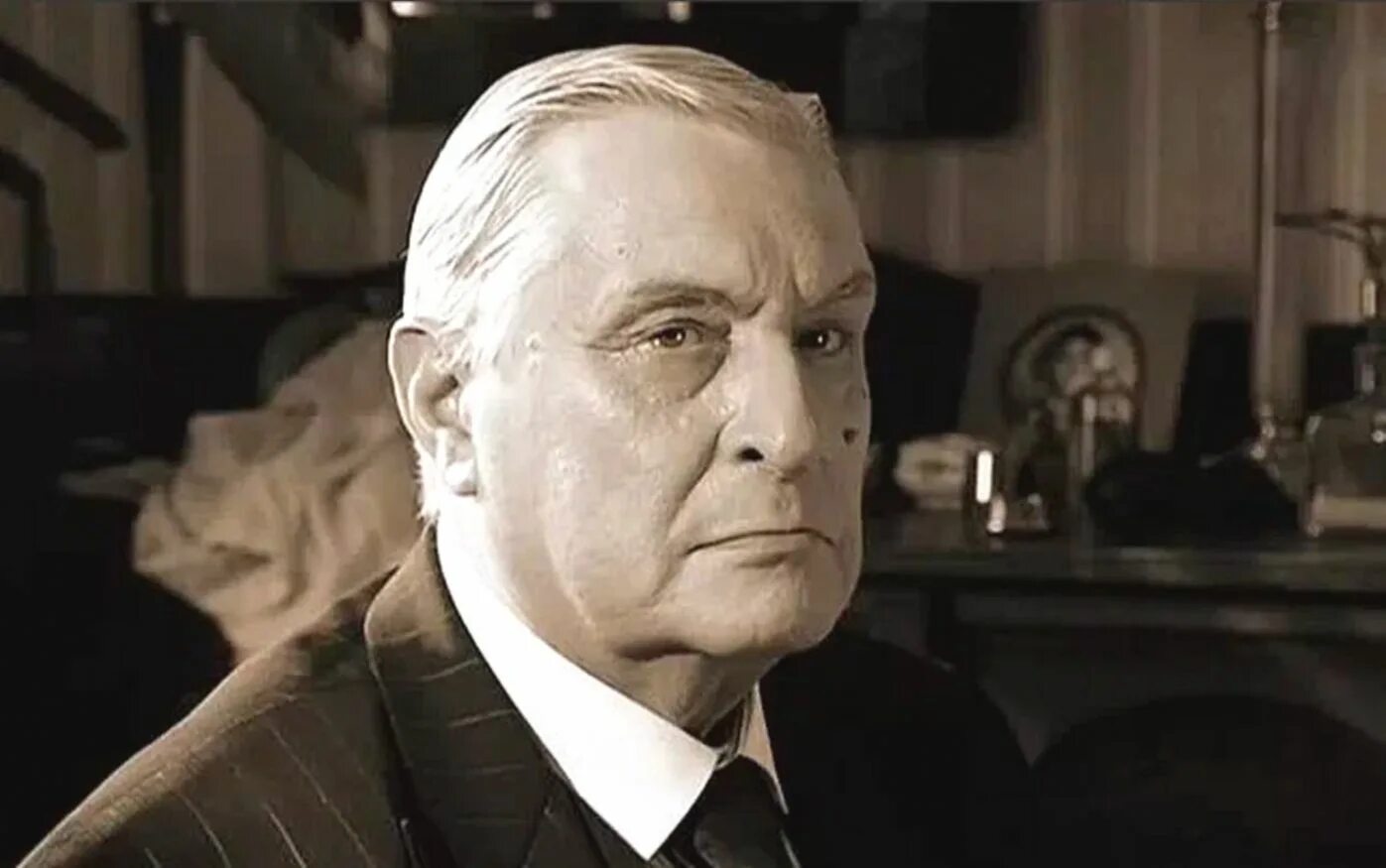 Воланд мастер и маргарита олег басилашвили. Олег басилашвили мастер и маргарита. Мастер и маргарита 2005 воланд. Олег басилашвили мастер и маргарита. Олег басилашвили воланд.