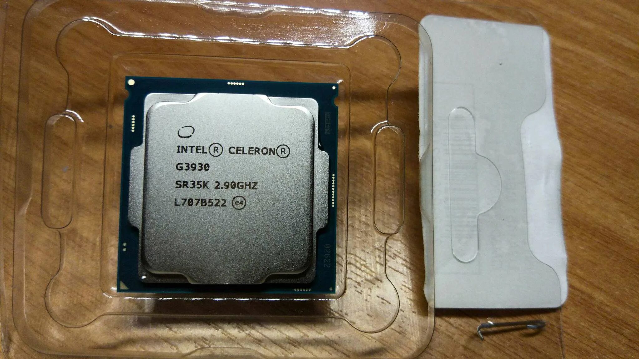 Intel r celeron r cpu g3900. Intel celeron g3930. процессор intel celeron g4930. g3930. intel celeron g3930 sr35k 2.90ghz.