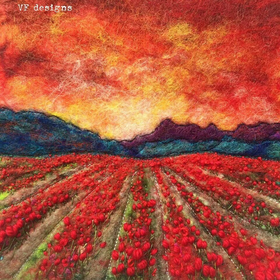 Фелт ткань. Брошь из фетра. Сердечки из фетра. Фетр толстый. Плоские цветы.