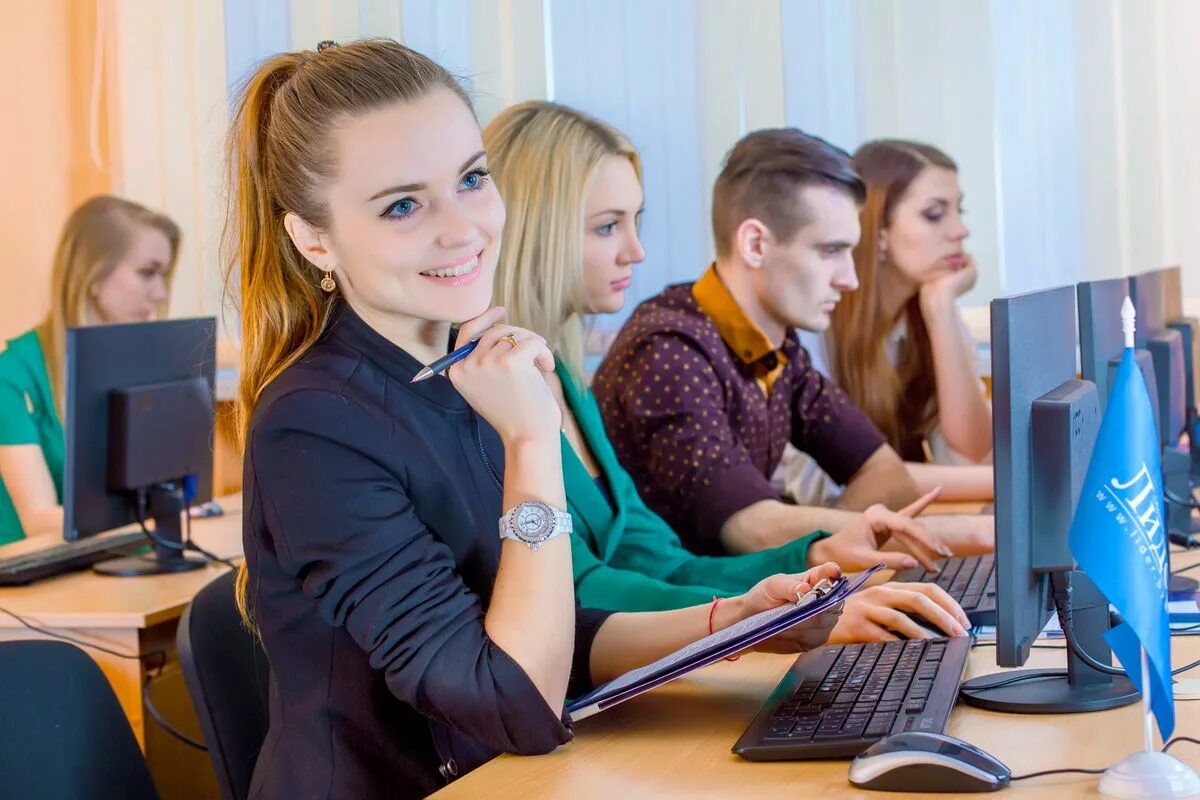Курсы для начинающих на работе по смартфону