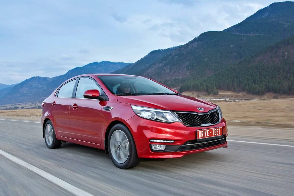 Kia rio купить. Kia Rio 2015. Киа Рио седан 2015. Машина Kia Rio 2015. Киа Рио 2016.