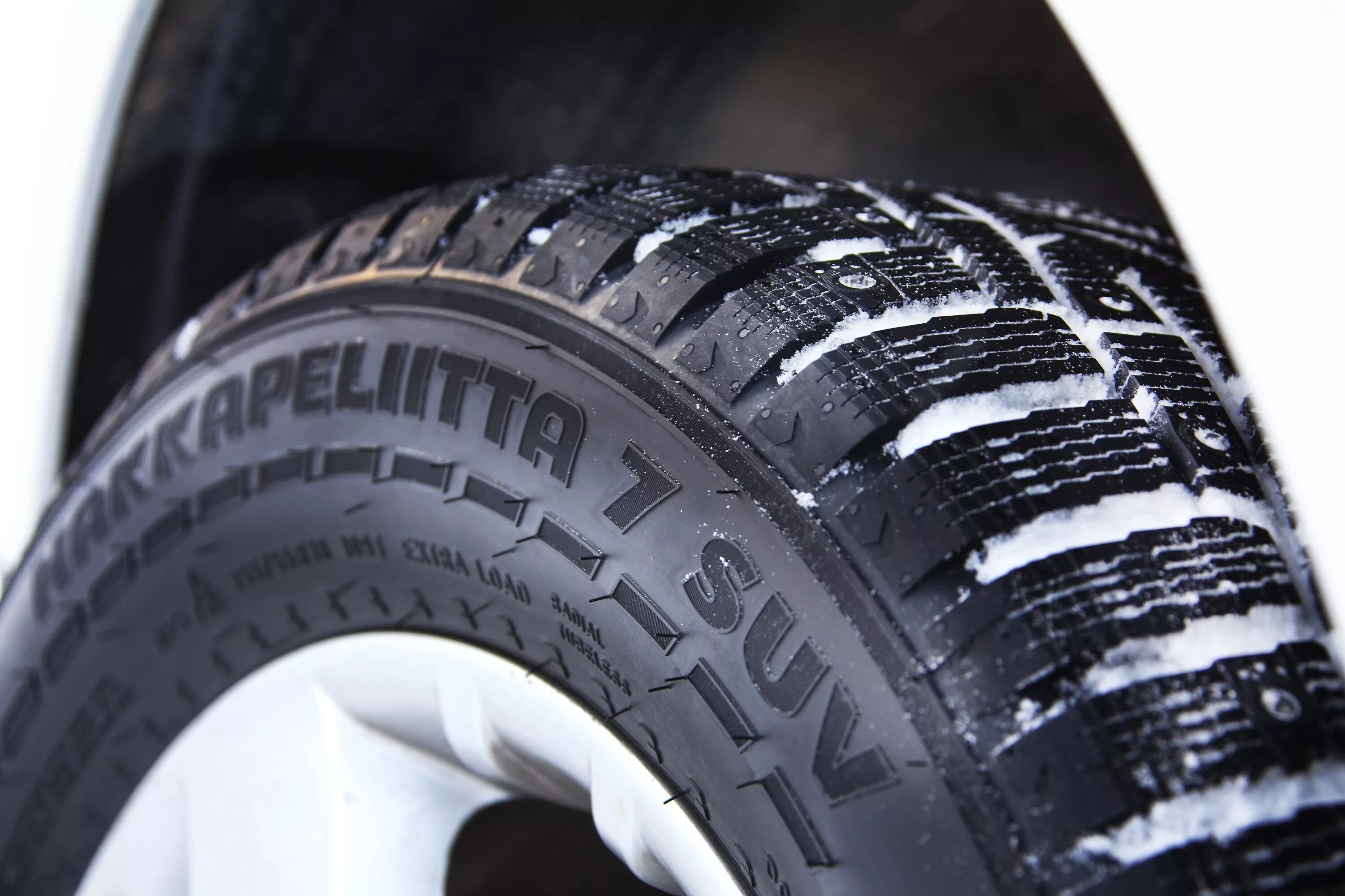 Nokian Hakkapeliitta 7 SUV. Nokian Tyres Hakkapeliitta. Nokian Tyres Hakkapeliitta 7. Зимние шины Нокиан хакапелита 7.