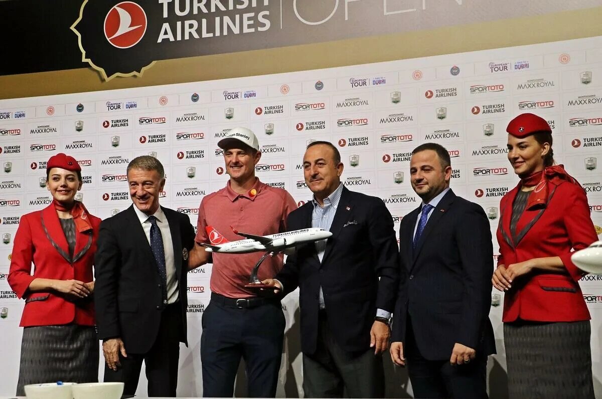 Сайты турецких авиакомпаний. Все сотрудники Turkish Airlines. Turkish Airlines Antalya офис. Open Airlines.
