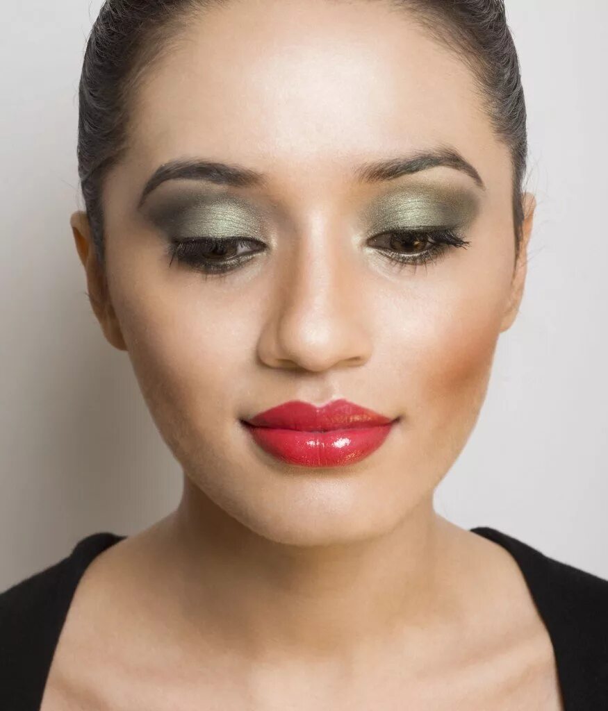 B make up