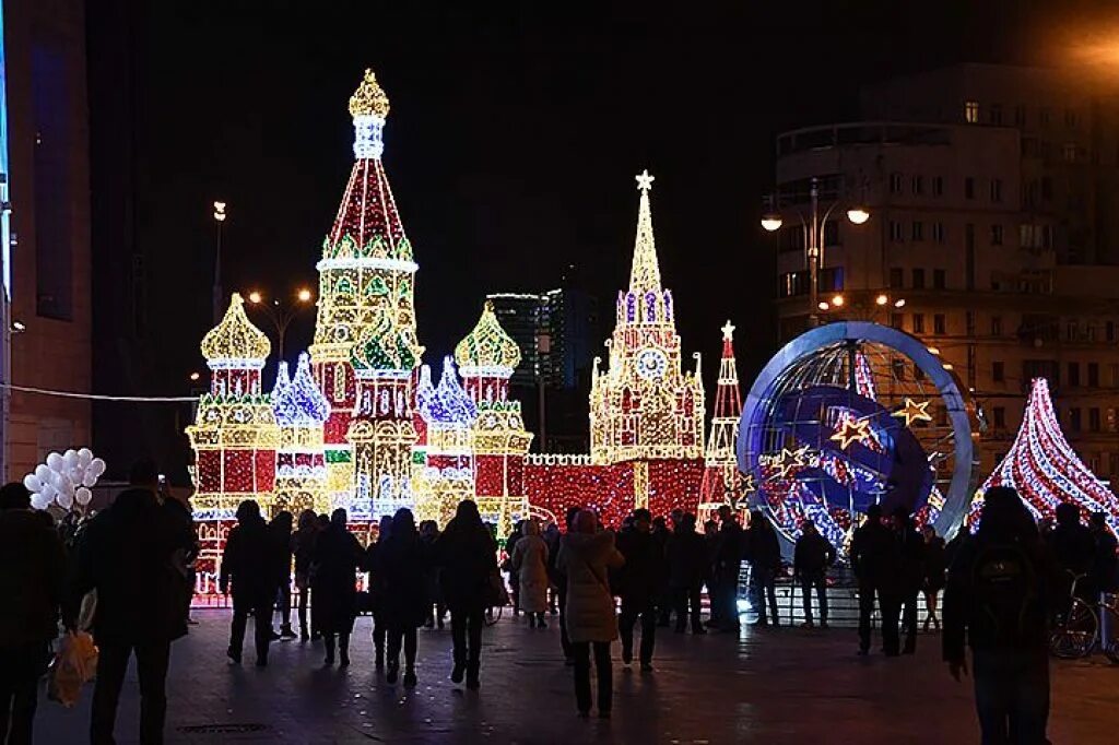 Red square nova