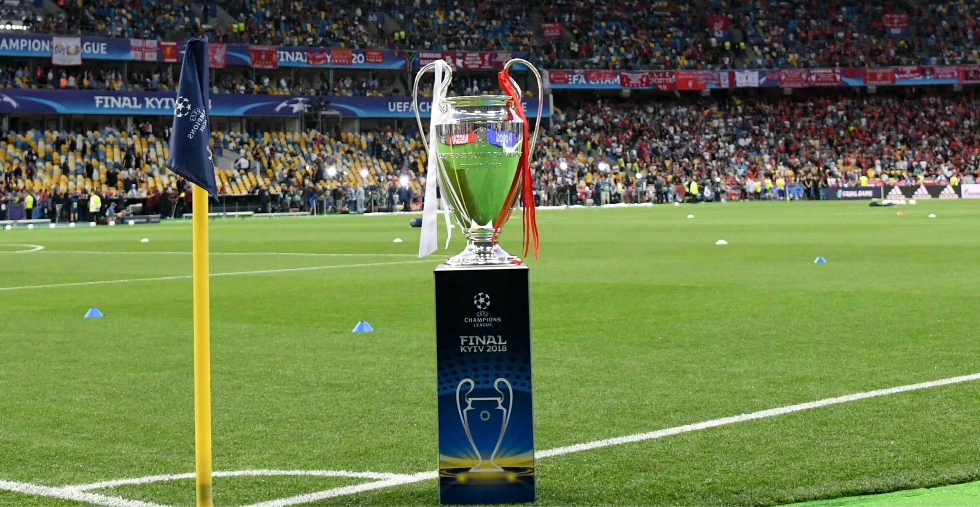 Champions league matches. Лига чемпионов 2020-2021. Кубок Лиги чемпионов 2020-2021. Лига чемпионов УЕФА 2021/2022. Лига чемпионов 2021-22 финал.