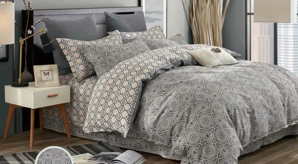 Постельное с вензелями. Узор постельного белья. Узор постельного белья. Постельное белье с узорами. Узор постельного белья.