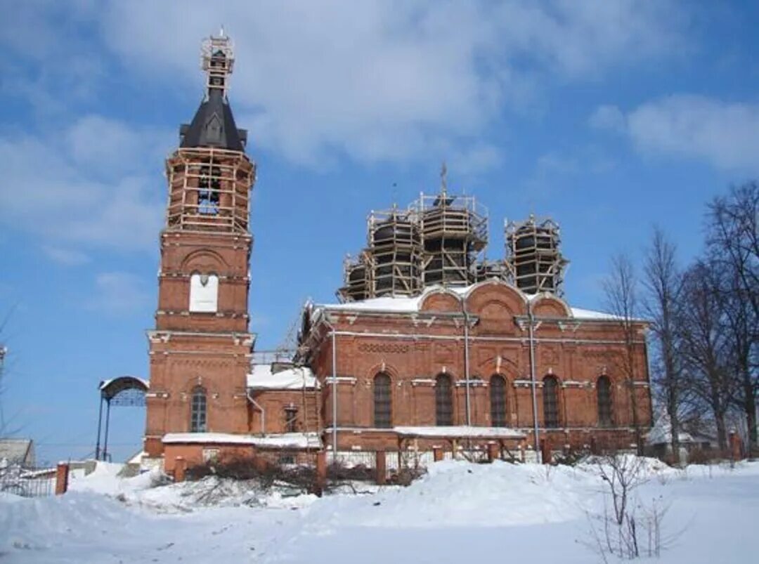 Ильинское дмитровский район церковь. Храм в селе ильинское дмитровского района. Село ильинское дмитровский район церковь. Храм рождества христова ильинское дмитровского района. Ильинское церковь рождества христова.
