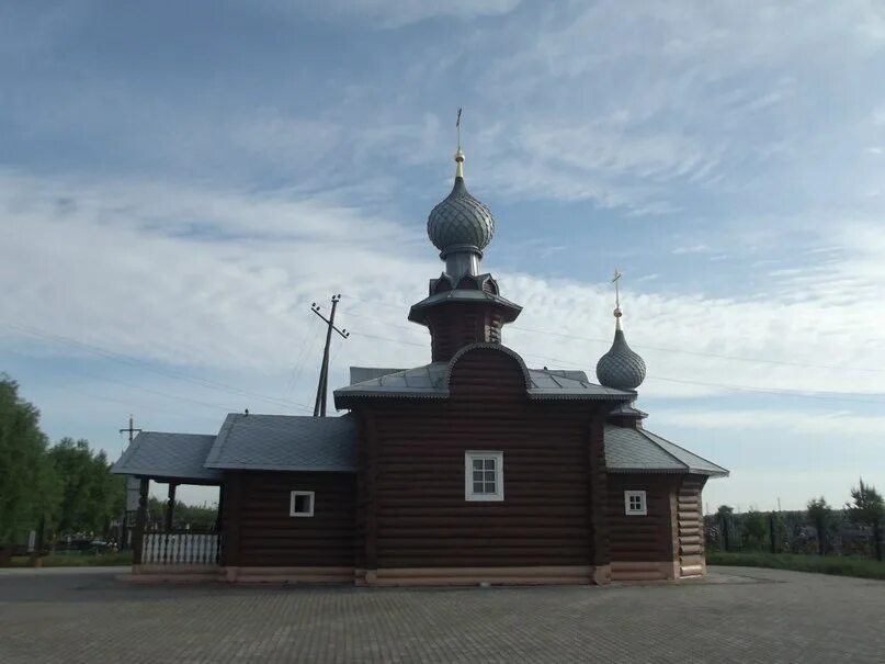 Причастие в храме ксении блаженной петербургской. Храм ксении архангельск. Южная маймакса церковь архангельск. Церковь ксении петербургской архангельск. Храм ксении петербургской в архангельске.