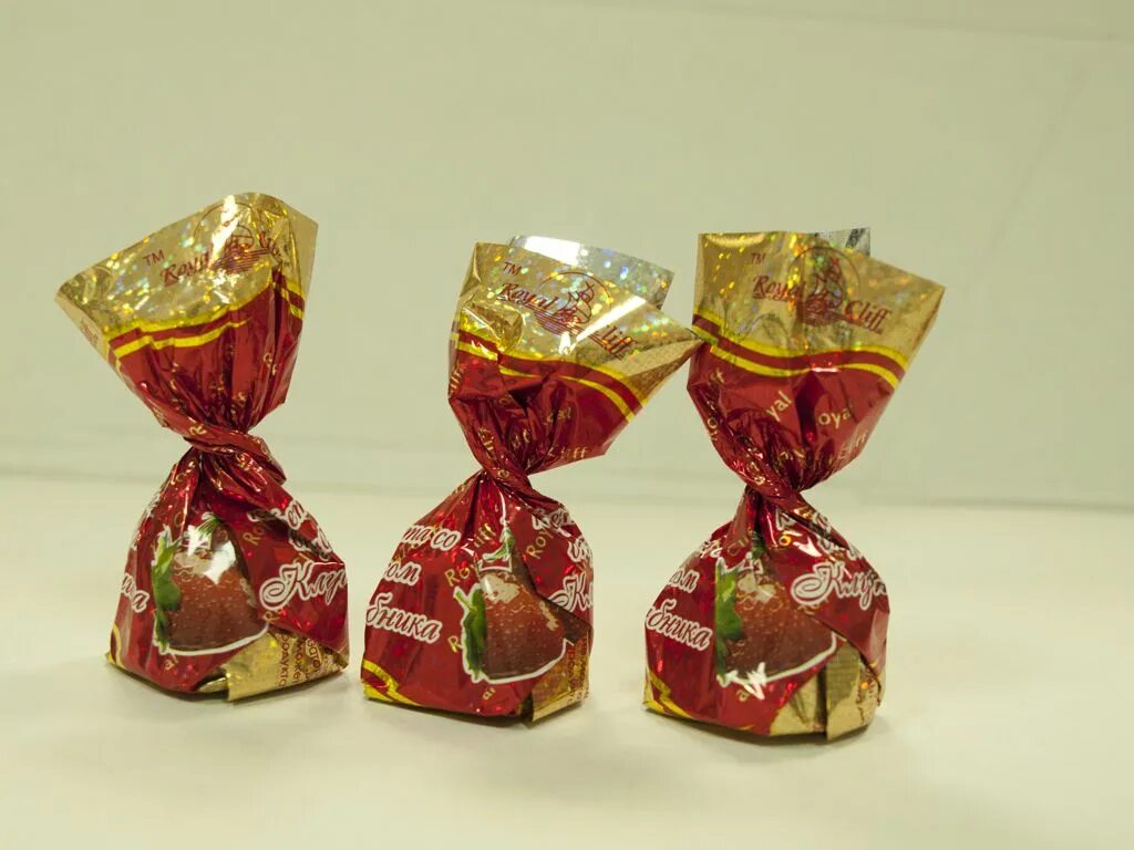 Красный октябрь бабаевский рот фронт. Конфеты на развес. Плитка шоколада бабаевский. Продам конфеты. Украинские конфеты.