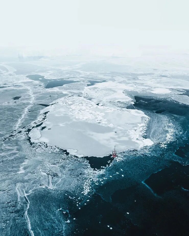 Ice space hot. Mp3. Ice right. Трилпил фит с моргенштерном. Ледник хаббард.