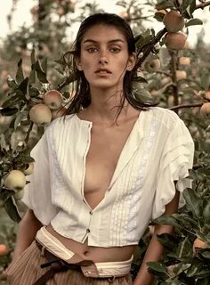 Rossana Latallada by Nicole Bentley for Elle France June 5th, 2020 - fashionotog