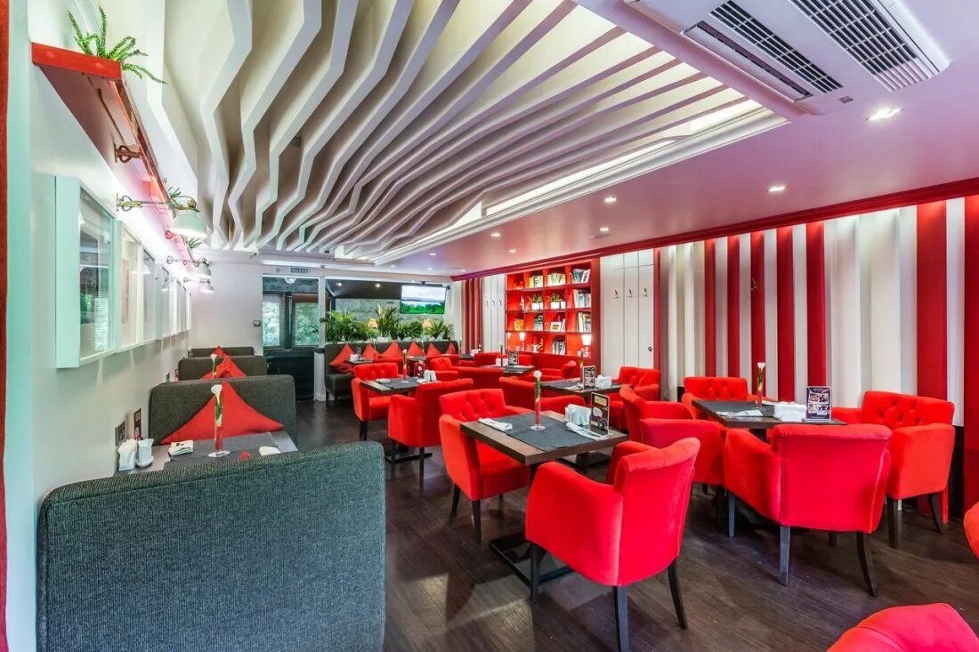 Ресторан иры хъау. Самара рабочая улица 15 хац хаус. Luxe cafe, владикавказ. Ресторан ир. Люкс кафе владикавказ доватора меню.