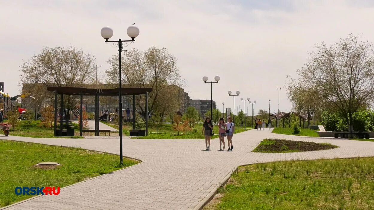 Парк северный лес воронеж. Северные парки вакансии. 56) крещение. Парк северный орск. Парк дегунино.